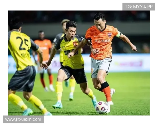 广州足球队在世界锦标赛积分榜上以74分稳居第一名展现强劲实力